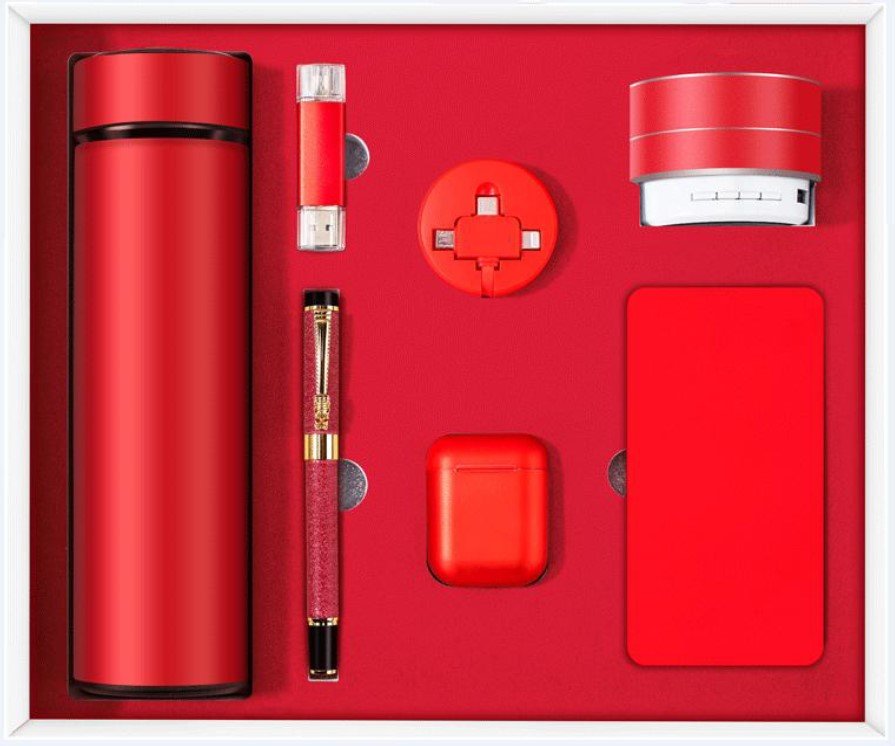 TBF6037 Vacuum flask + USB flash drive + pen + USB cable + earbuds + speaker + power bank